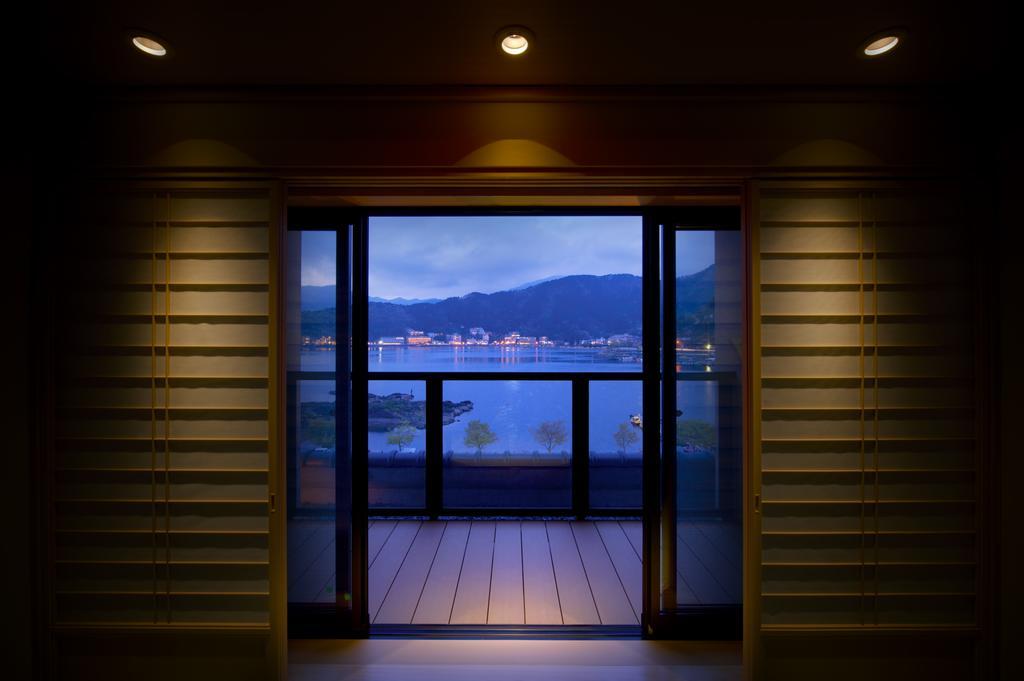 Отель Fujikawaguchiko Onsen Konanso Экстерьер фото