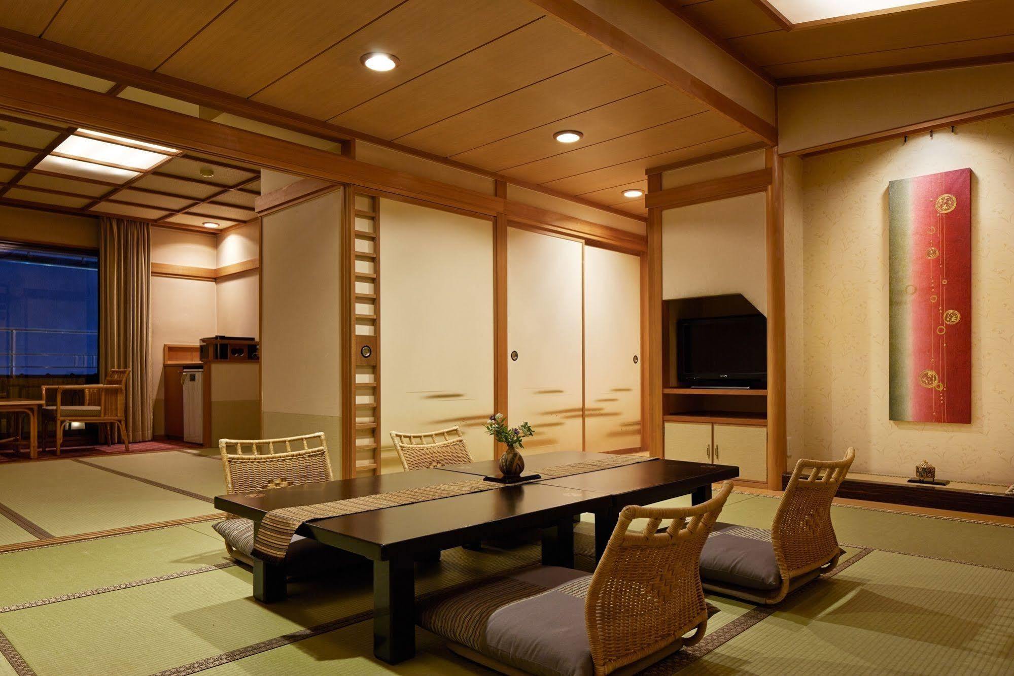 Отель Fujikawaguchiko Onsen Konanso Экстерьер фото